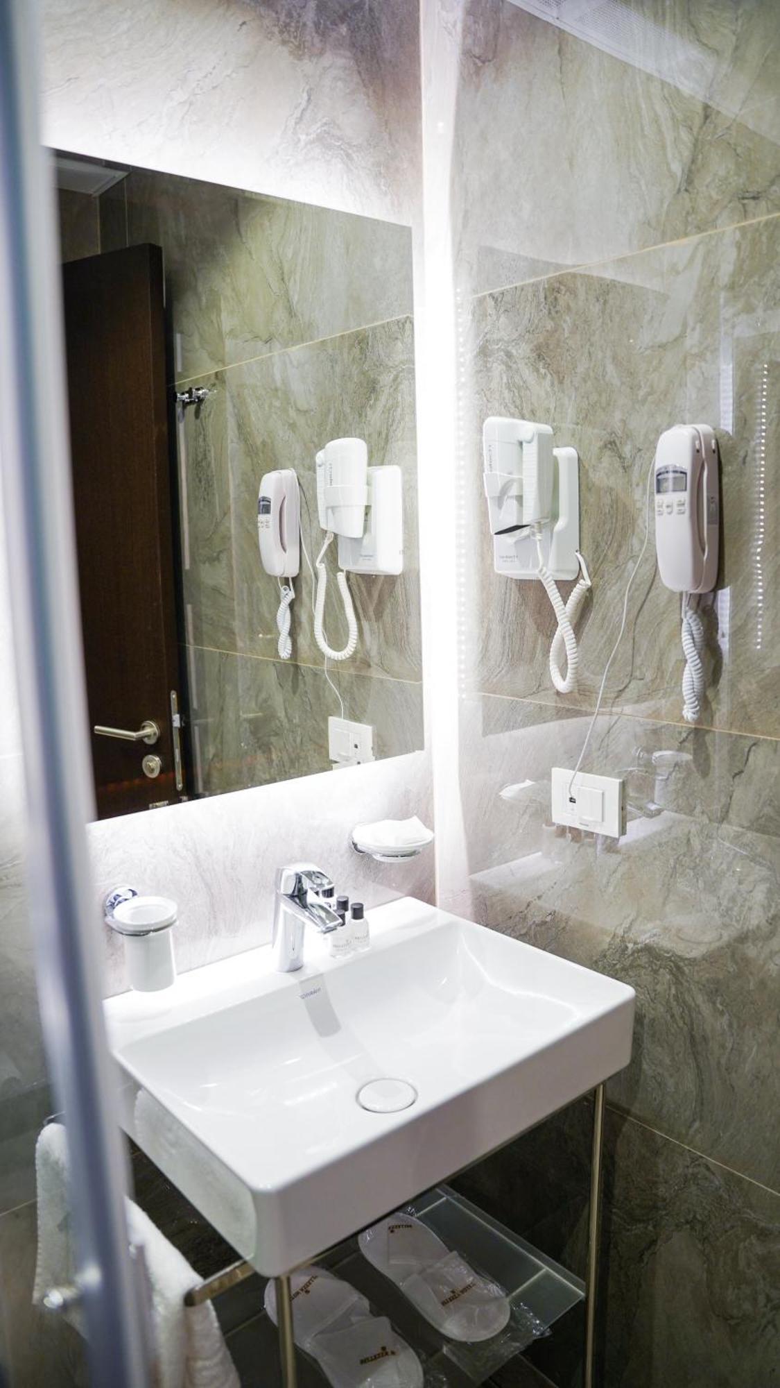 Bellezza Hotel Истанбул Екстериор снимка